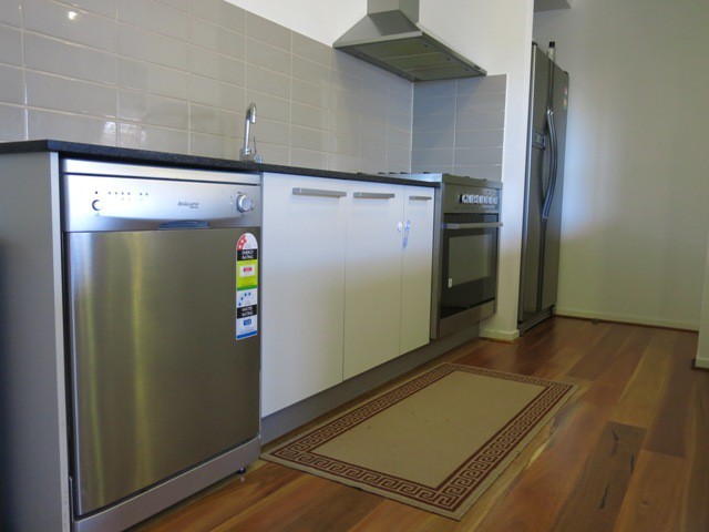 3 Palace Road, Point Cook, VIC 3030, Point Cook - Thumbnail 3