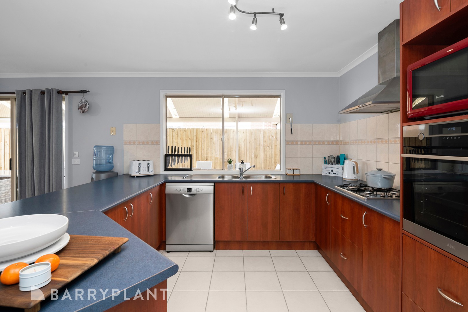 3 Pamela Court, Wallan, VIC 3756, Wallan - Thumbnail 2