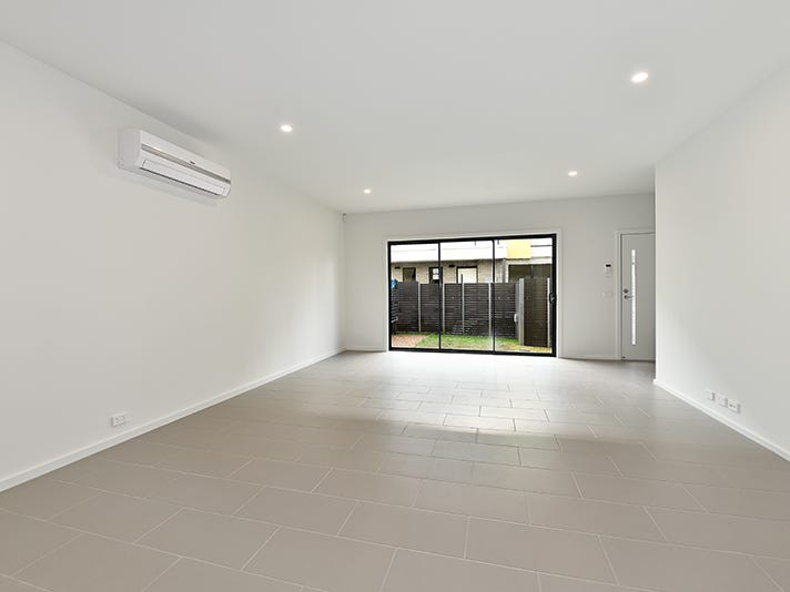 3 Patria Walk, Avondale Heights, VIC 3034, Avondale Heights - Thumbnail 6