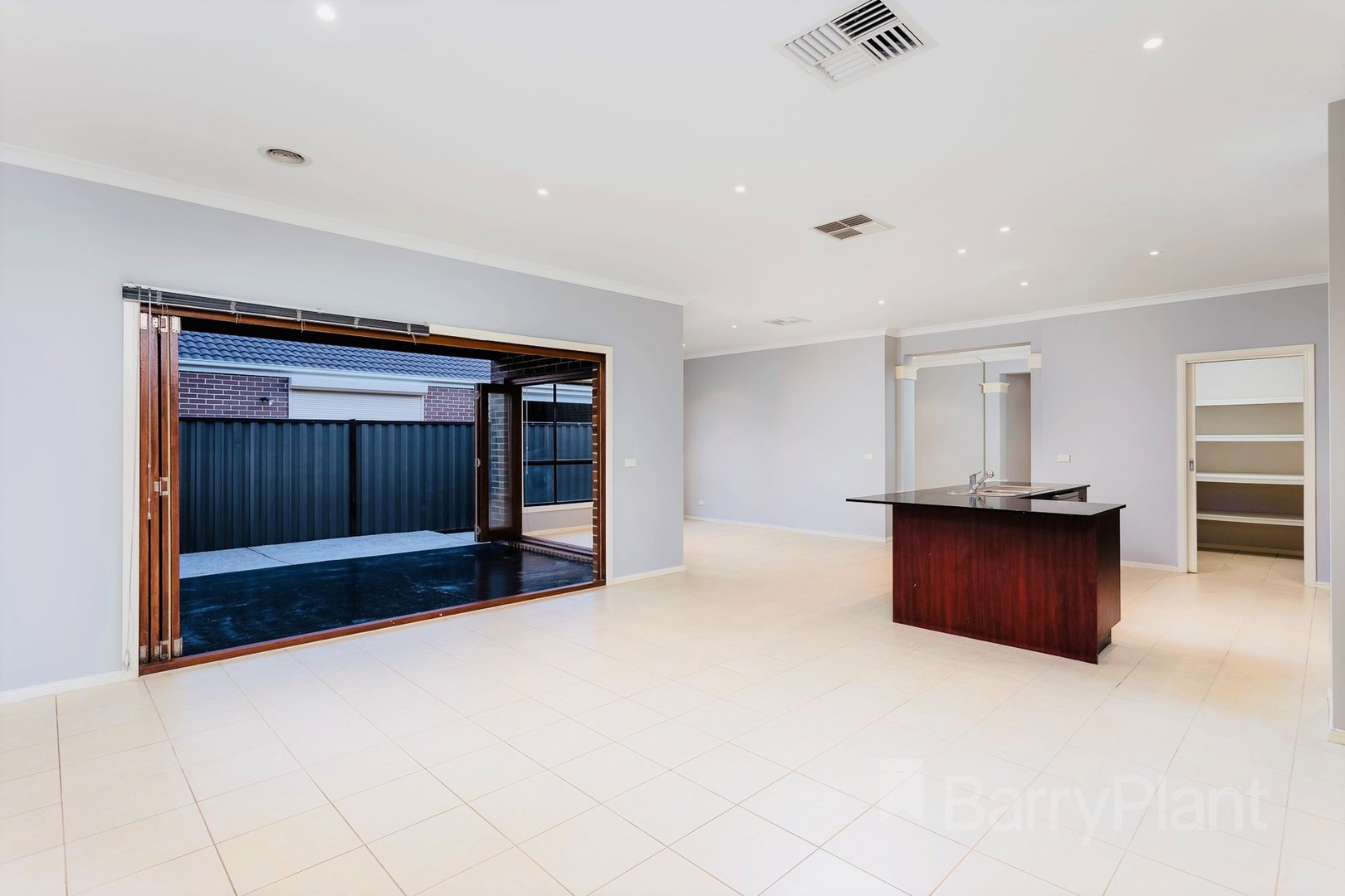 3 Peppertree Drive, Point Cook, VIC 3030, Point Cook - Thumbnail 3