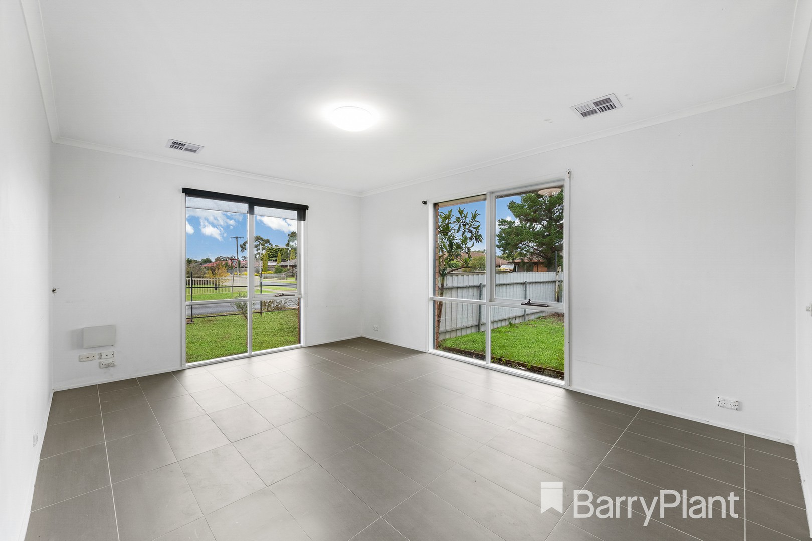 3 Perry Close, Melton, VIC 3337, Melton - Thumbnail 5