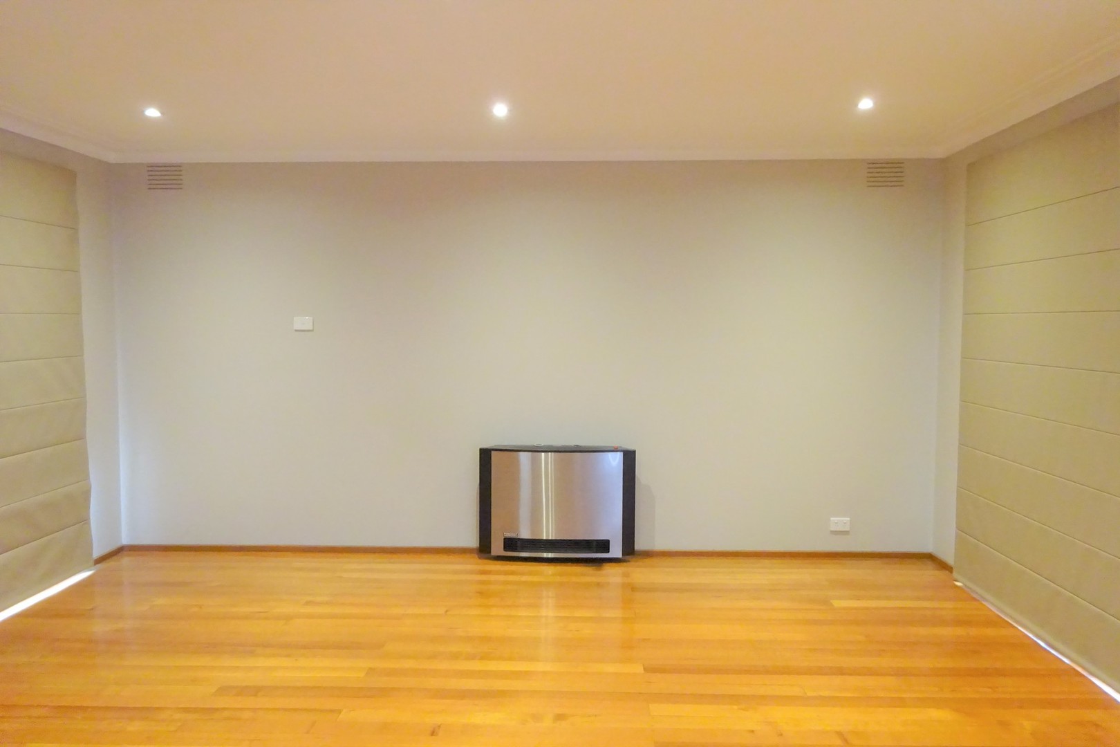 3 Peterlee Court, Craigieburn, VIC 3064, Craigieburn - Thumbnail 4