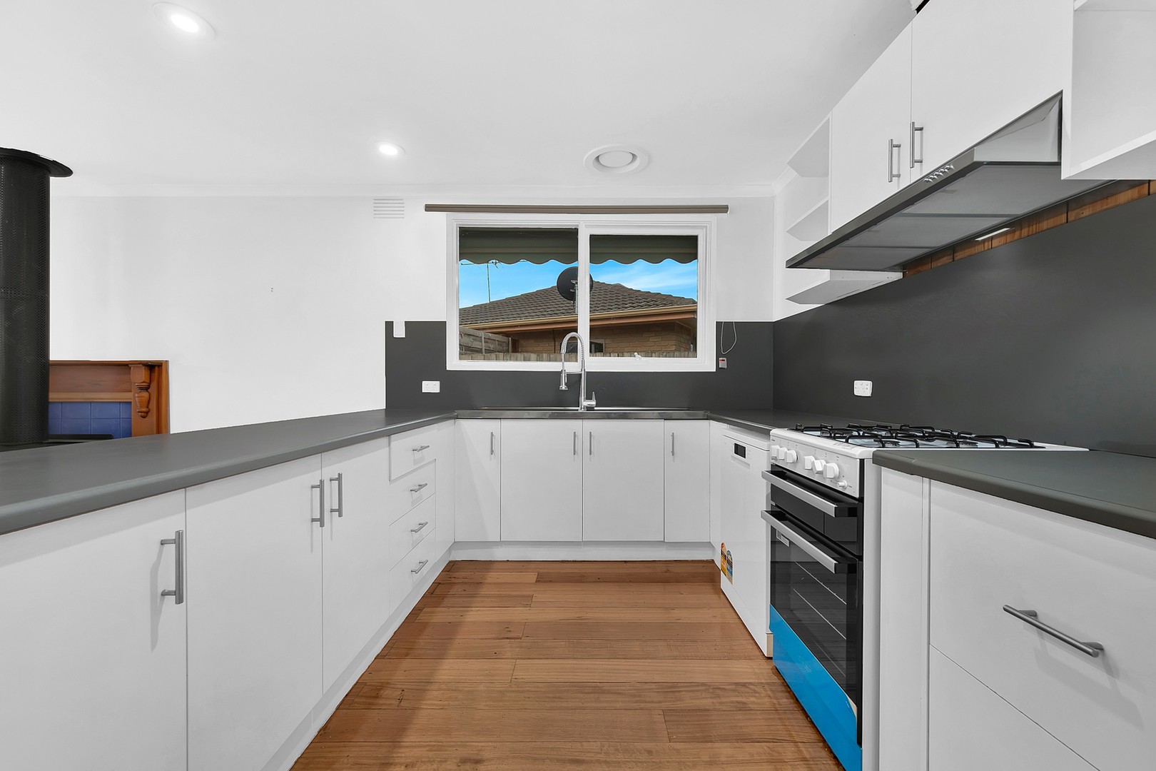 3 Phar Lap Close, Mill Park, VIC 3082, Mill Park - Thumbnail 3