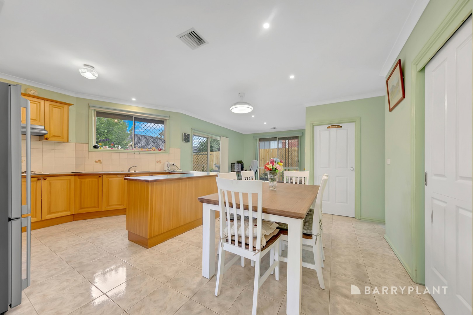 3 Pulford Crescent, Mill Park, VIC 3082, Mill Park - Thumbnail 3