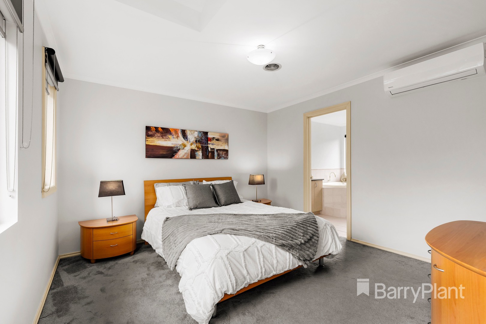 3 Redbark Hill Circuit, South Morang, VIC 3752, South Morang - Thumbnail 5