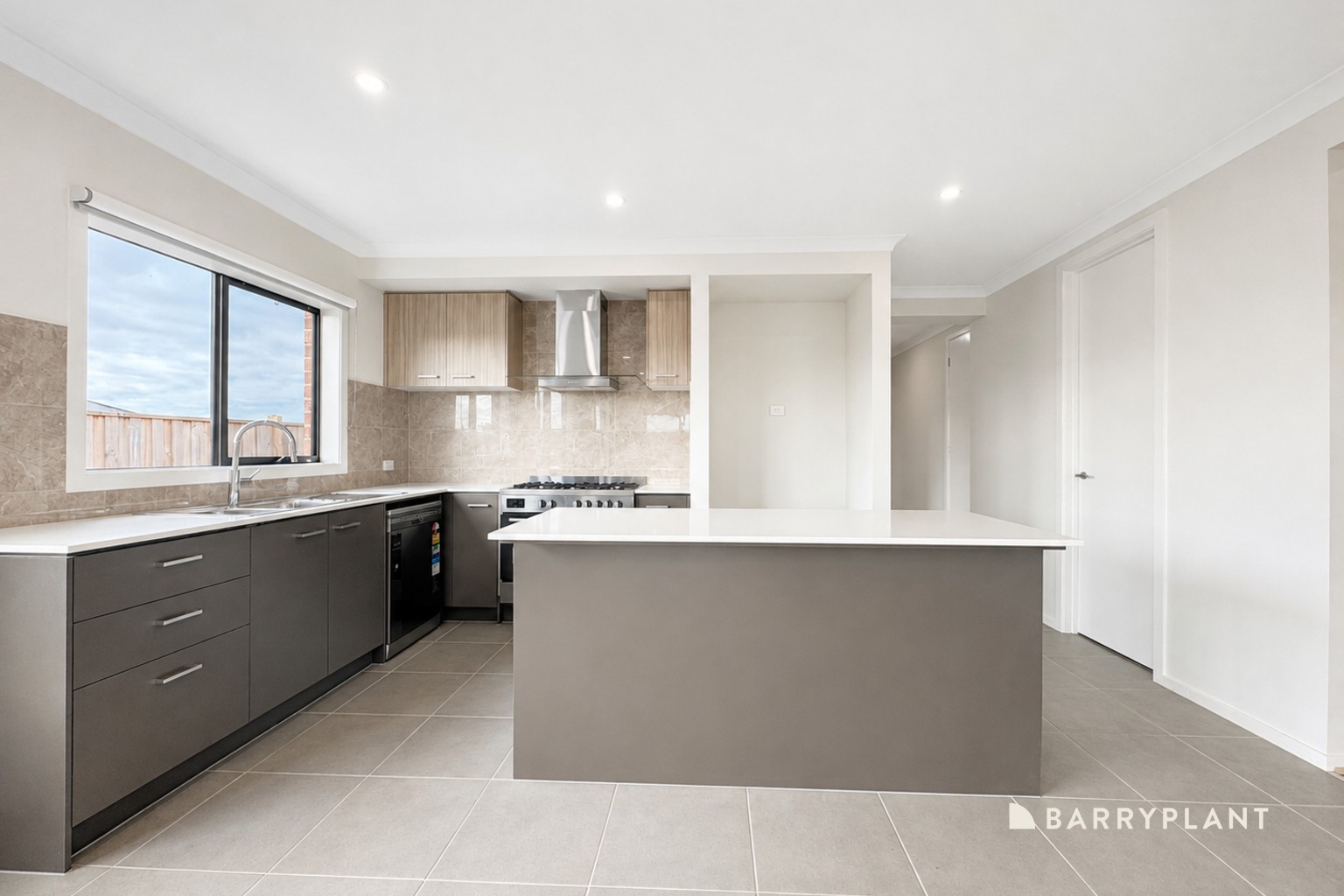 3 Regent Street, Warragul, VIC 3820 - Thumbnail 1 - 28/08/2026