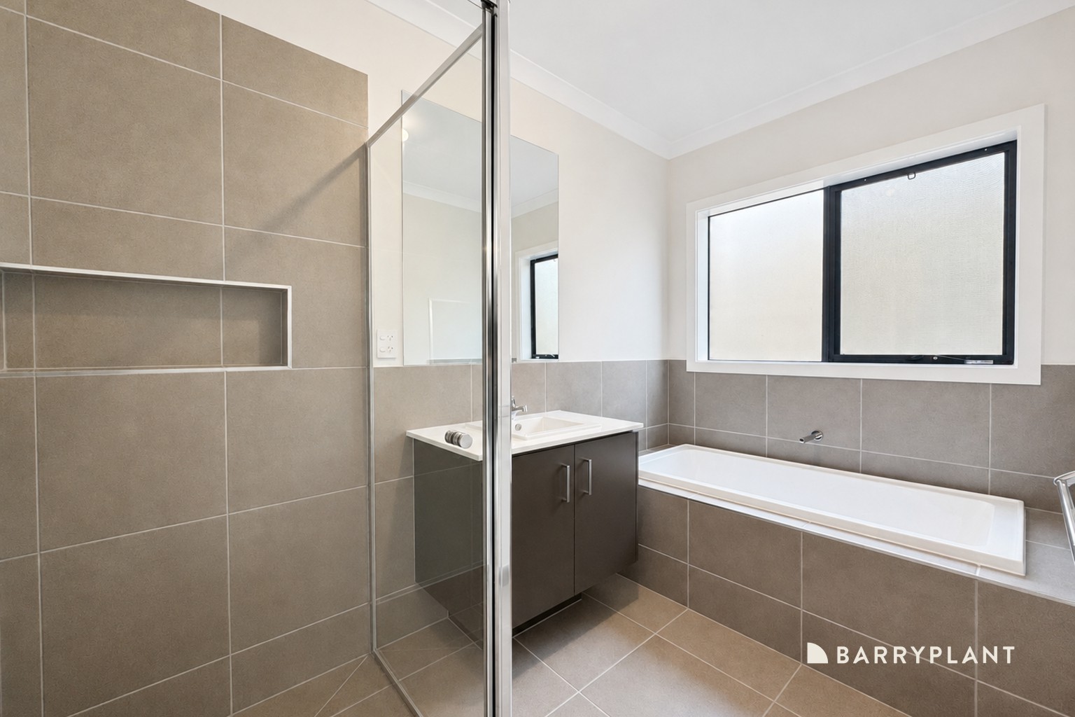 3 Regent Street, Warragul, VIC 3820 - Thumbnail 2 - 28/08/2026