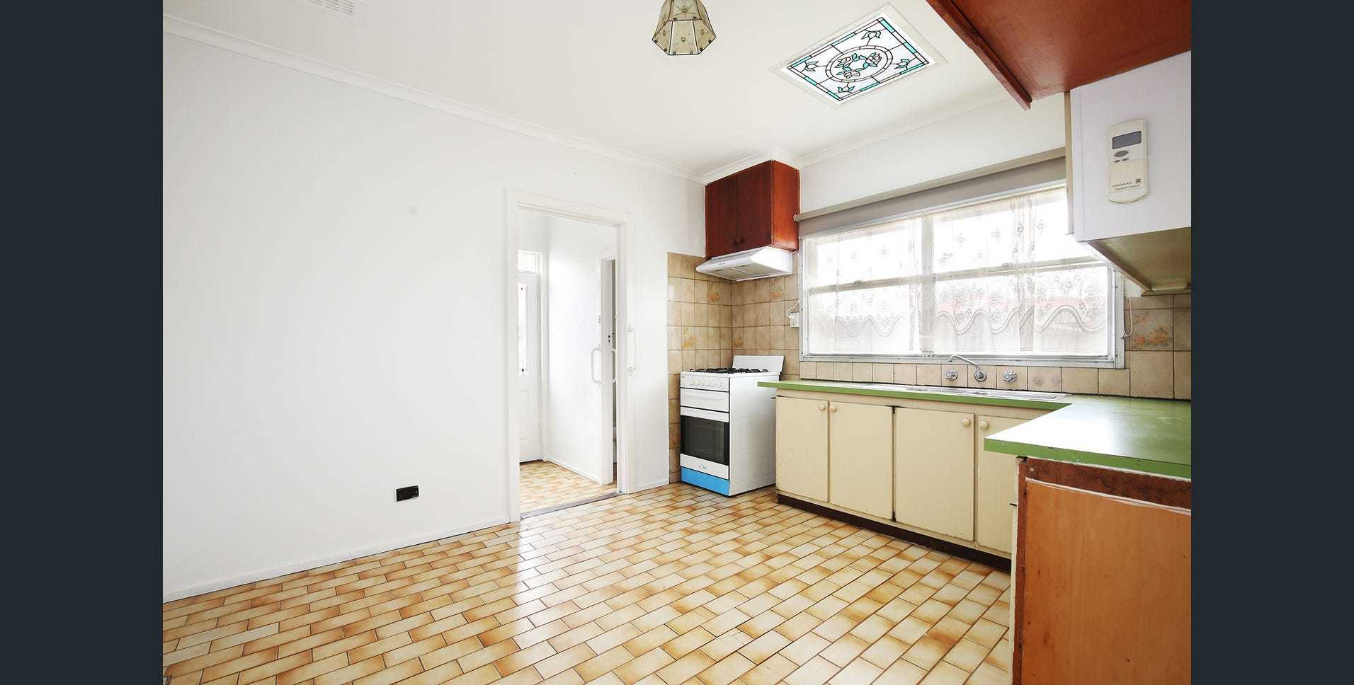 3 Robinson Street, Jacana, VIC 3047, Jacana - Thumbnail 2