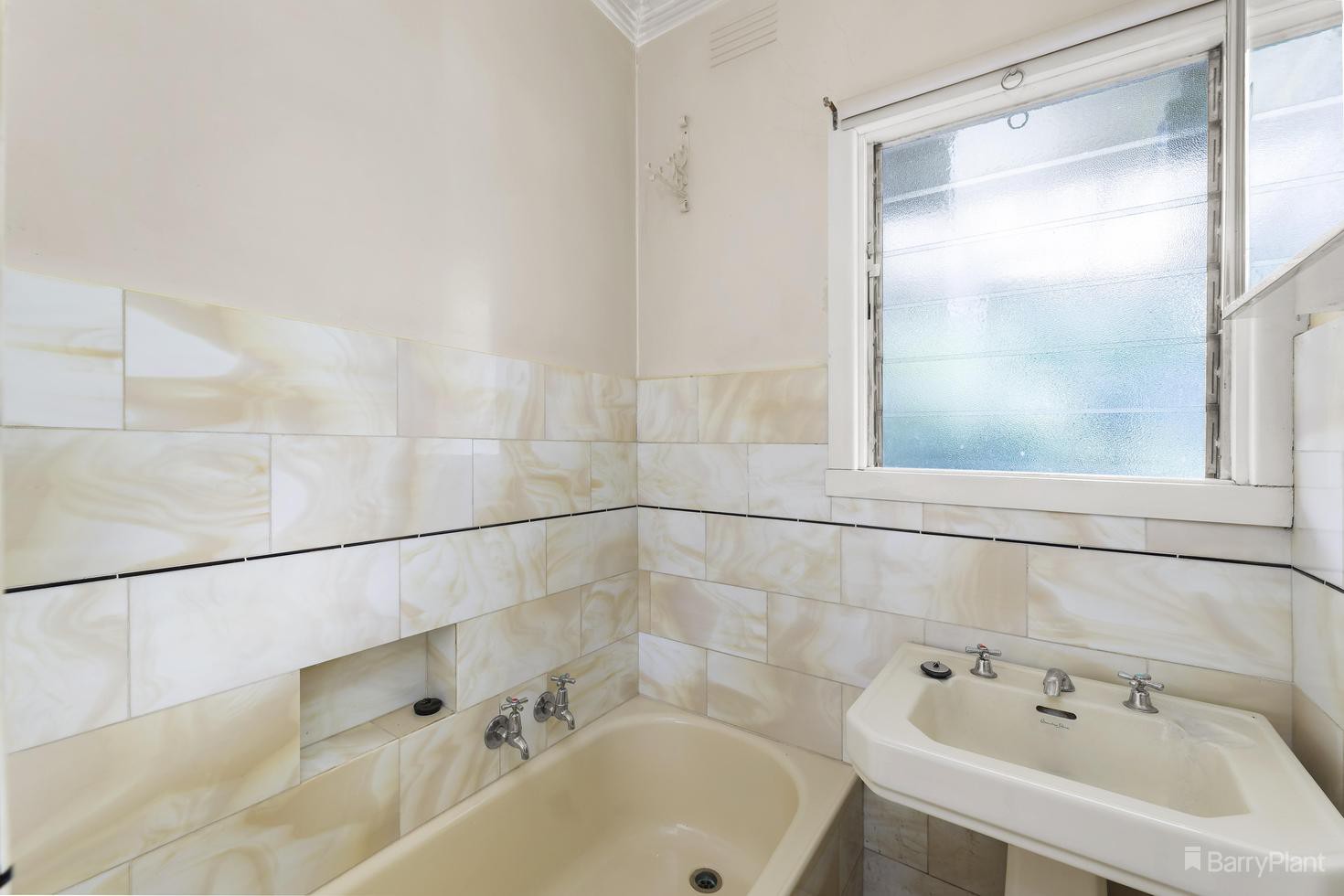 3 Rose Avenue, Bulleen, VIC 3105, Bulleen - Thumbnail 2