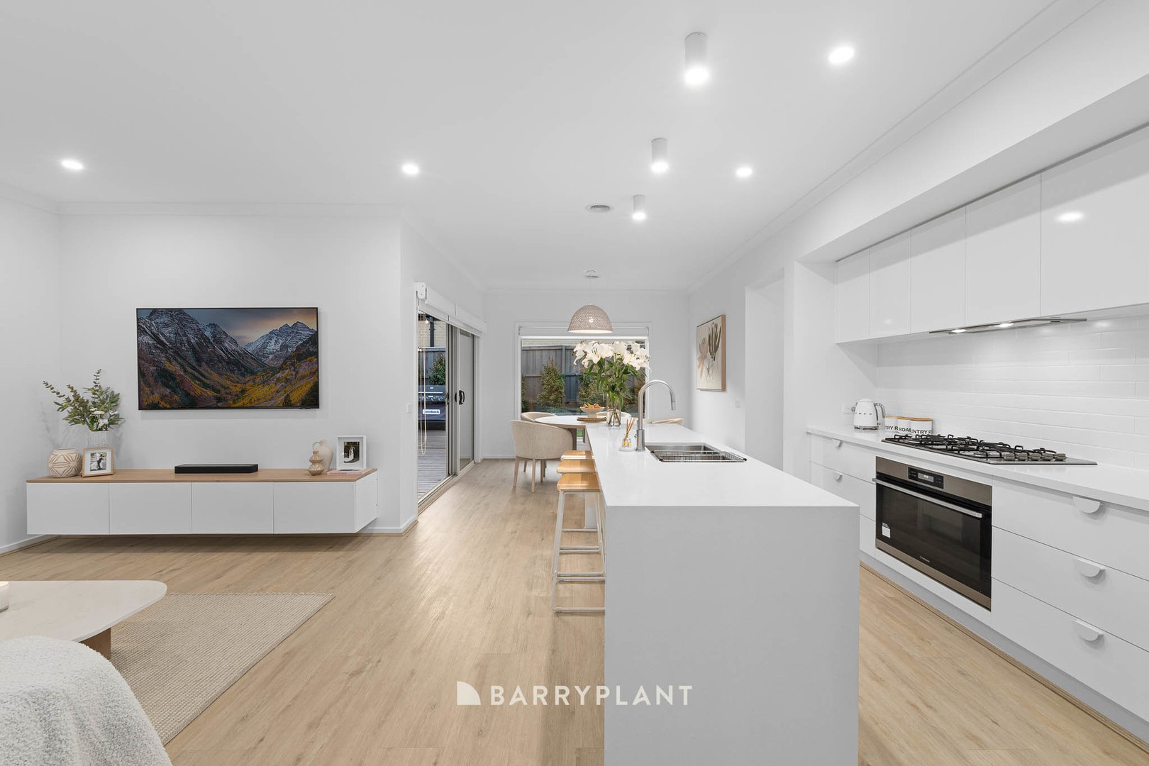 3 Rosebrook Rise, Officer, VIC 3809, Officer - Thumbnail 2