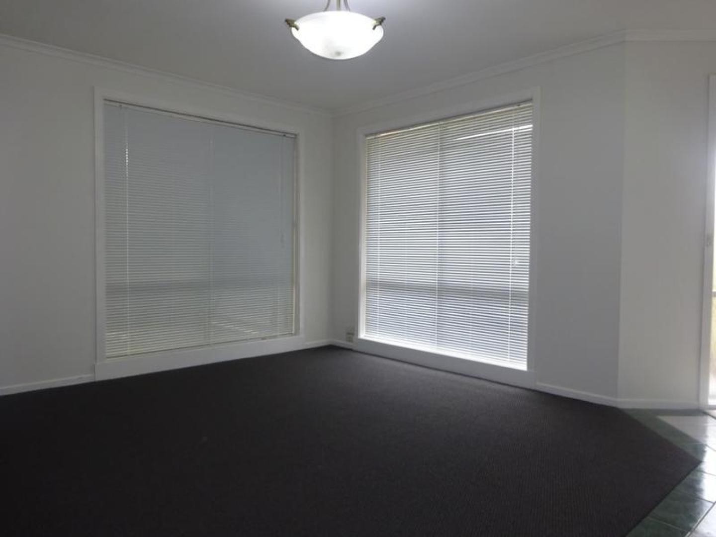 3 Rostron Way, Roxburgh Park, VIC 3064, Roxburgh Park - Thumbnail 3