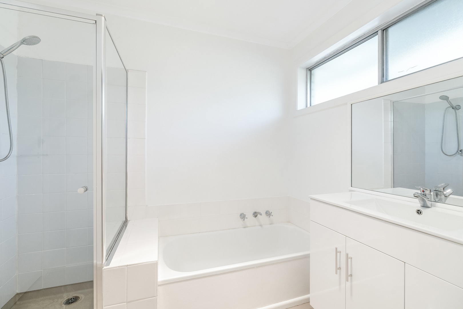 3 Roycroft Avenue, Highton, VIC 3216, Highton - Thumbnail 4