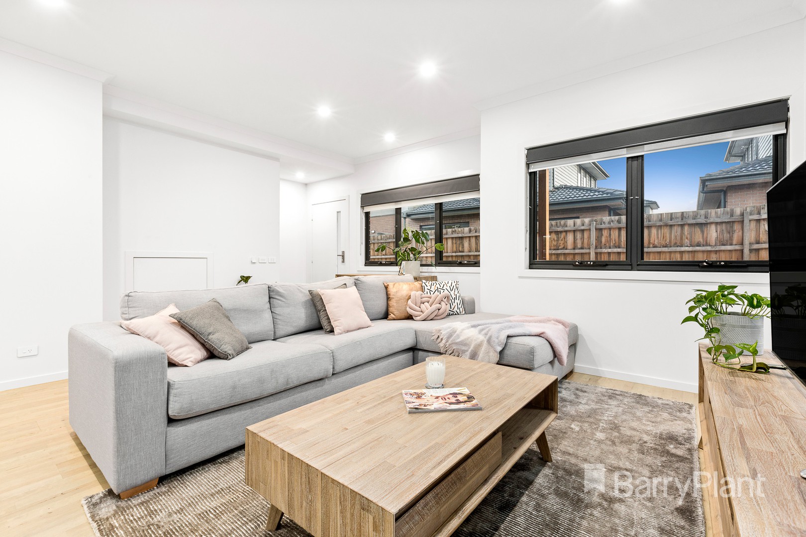 3 Sage Close, Kilsyth, VIC 3137 - Thumbnail 2 - 05/11/2025