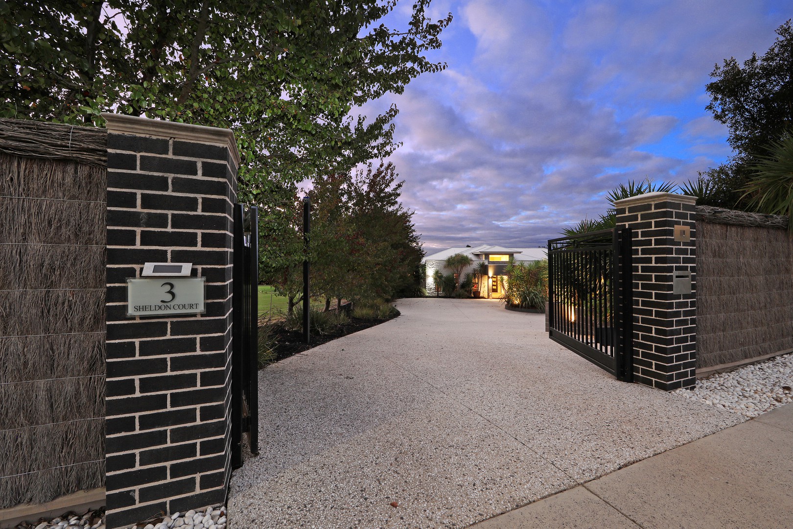 3 Sheldon Court, Lysterfield, VIC 3156 - Thumbnail 2 - 19/04/2022