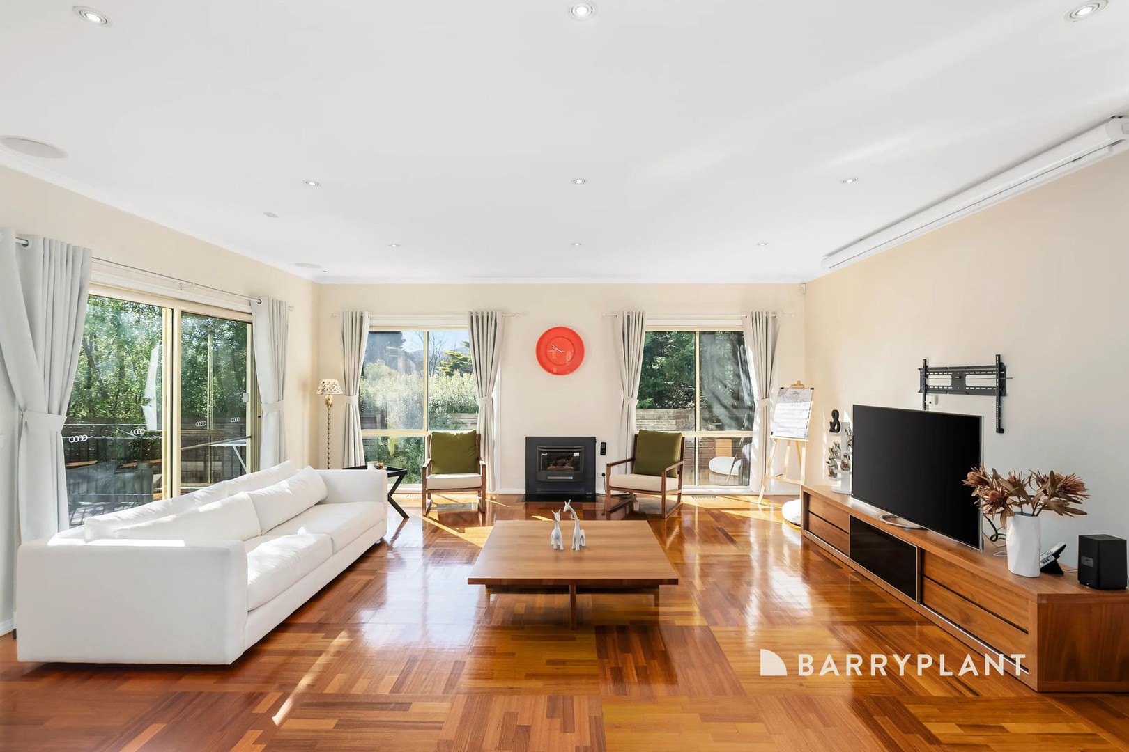 3 Sherwood Way, Lysterfield, VIC 3156, Lysterfield - Thumbnail 2