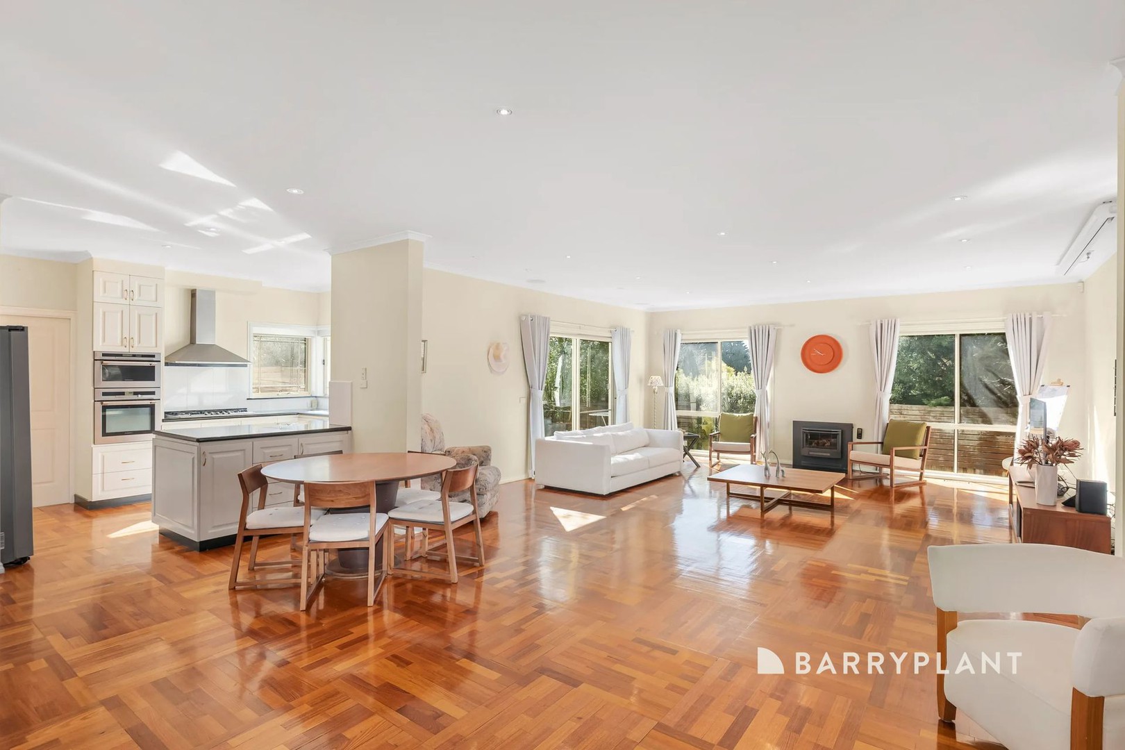 3 Sherwood Way, Lysterfield, VIC 3156, Lysterfield - Thumbnail 4