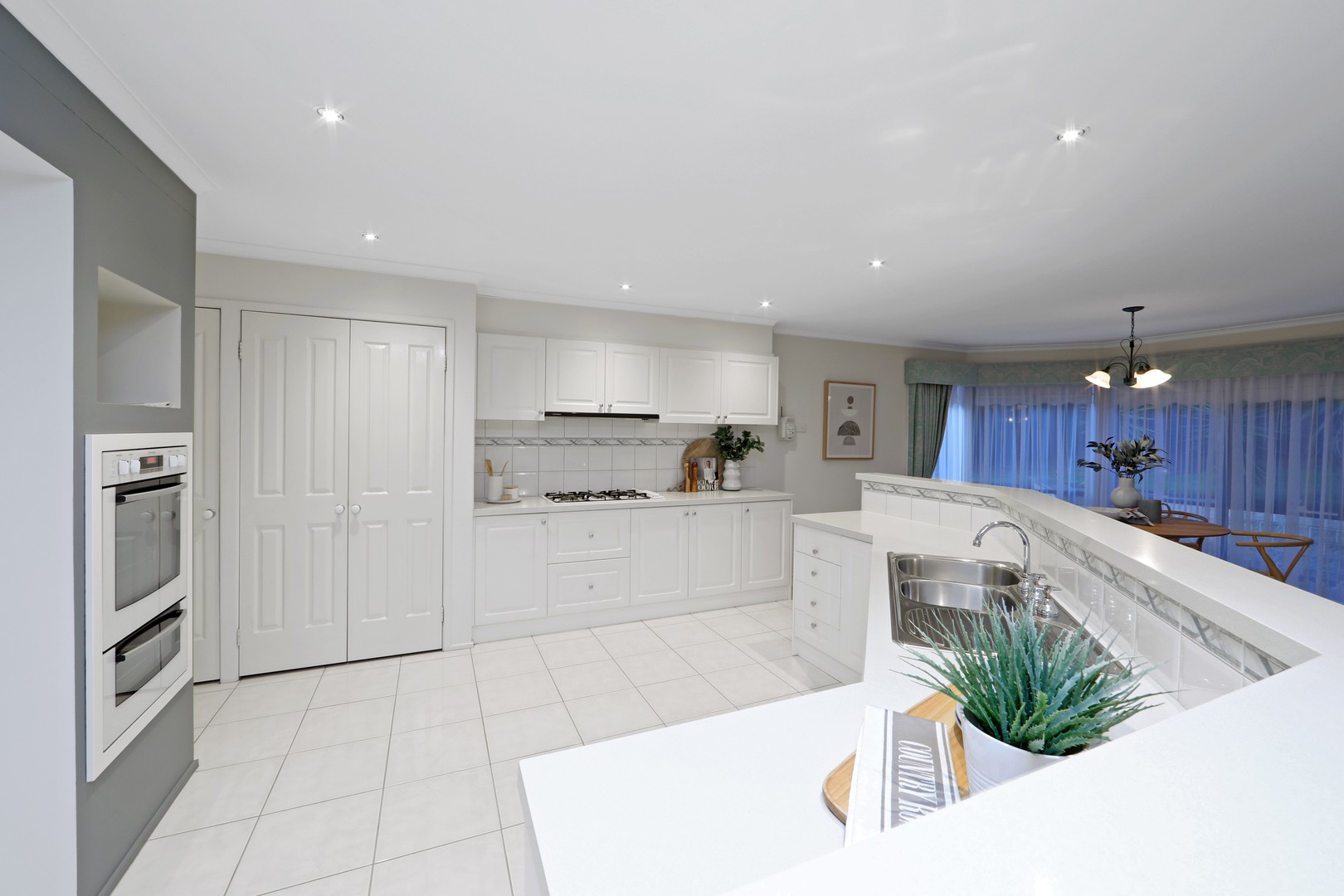 3 Silverdale Close, Rowville, VIC 3178, Rowville - Thumbnail 3