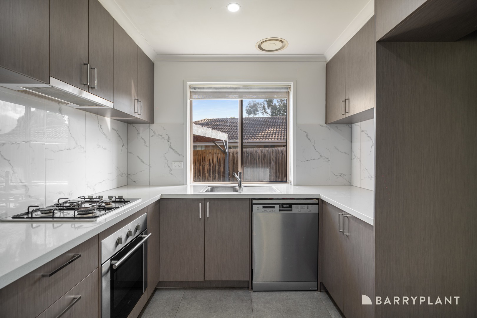 3 Smethurst Avenue, Pakenham, VIC 3810 - Thumbnail 1 - 16/09/2026