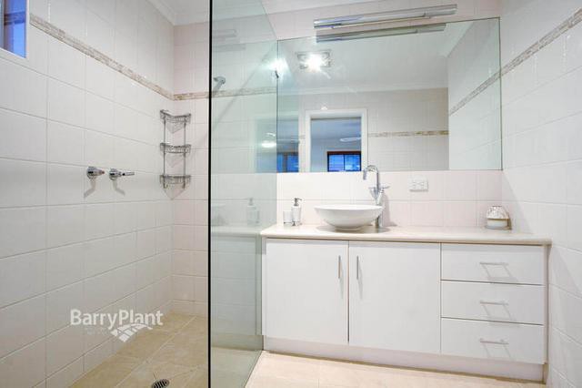 3 Smithfield Square, Wantirna, VIC 3152 - Thumbnail 2 - 03/12/2025