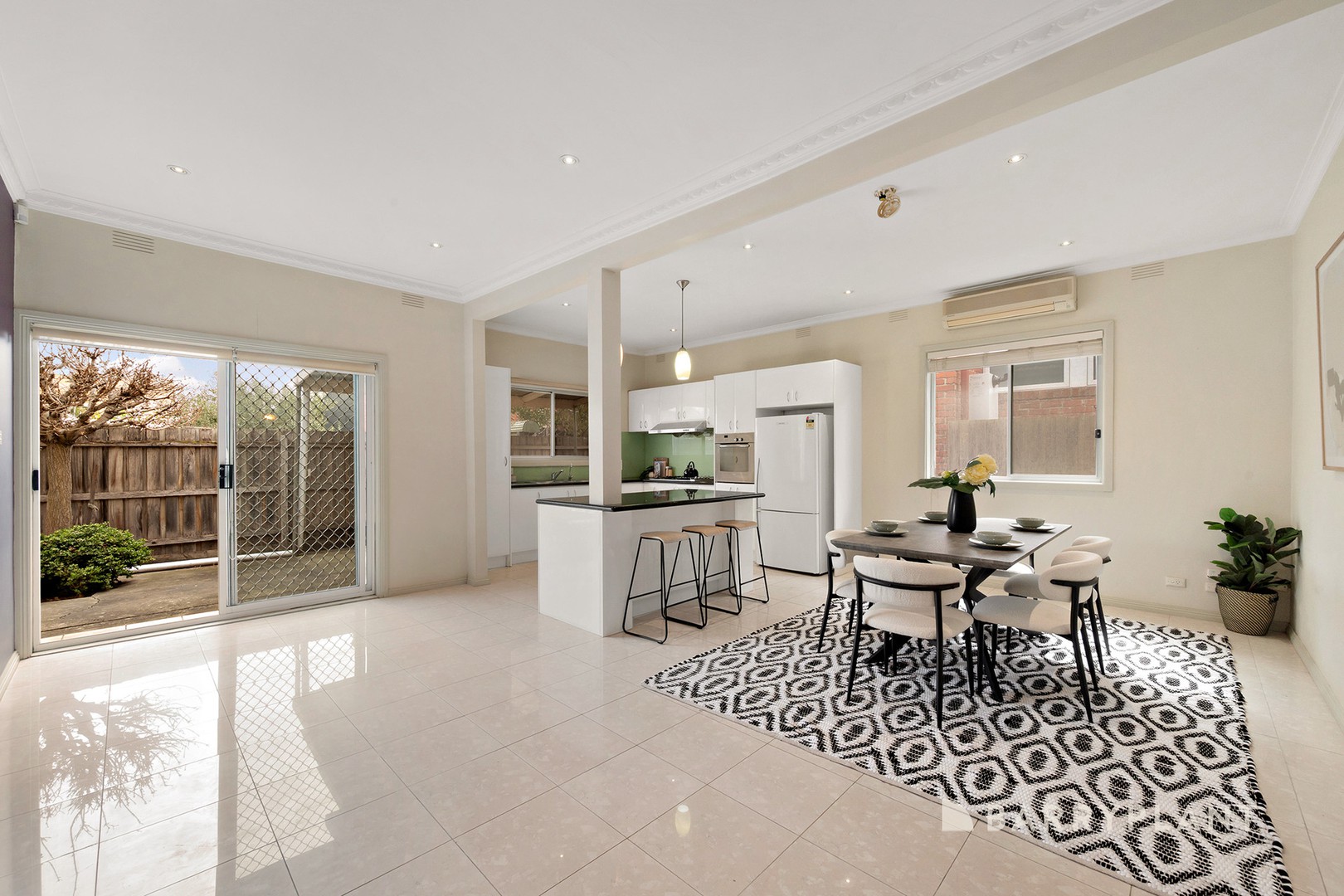 3 Somerset Place, Windsor, VIC 3181, Windsor - Thumbnail 5