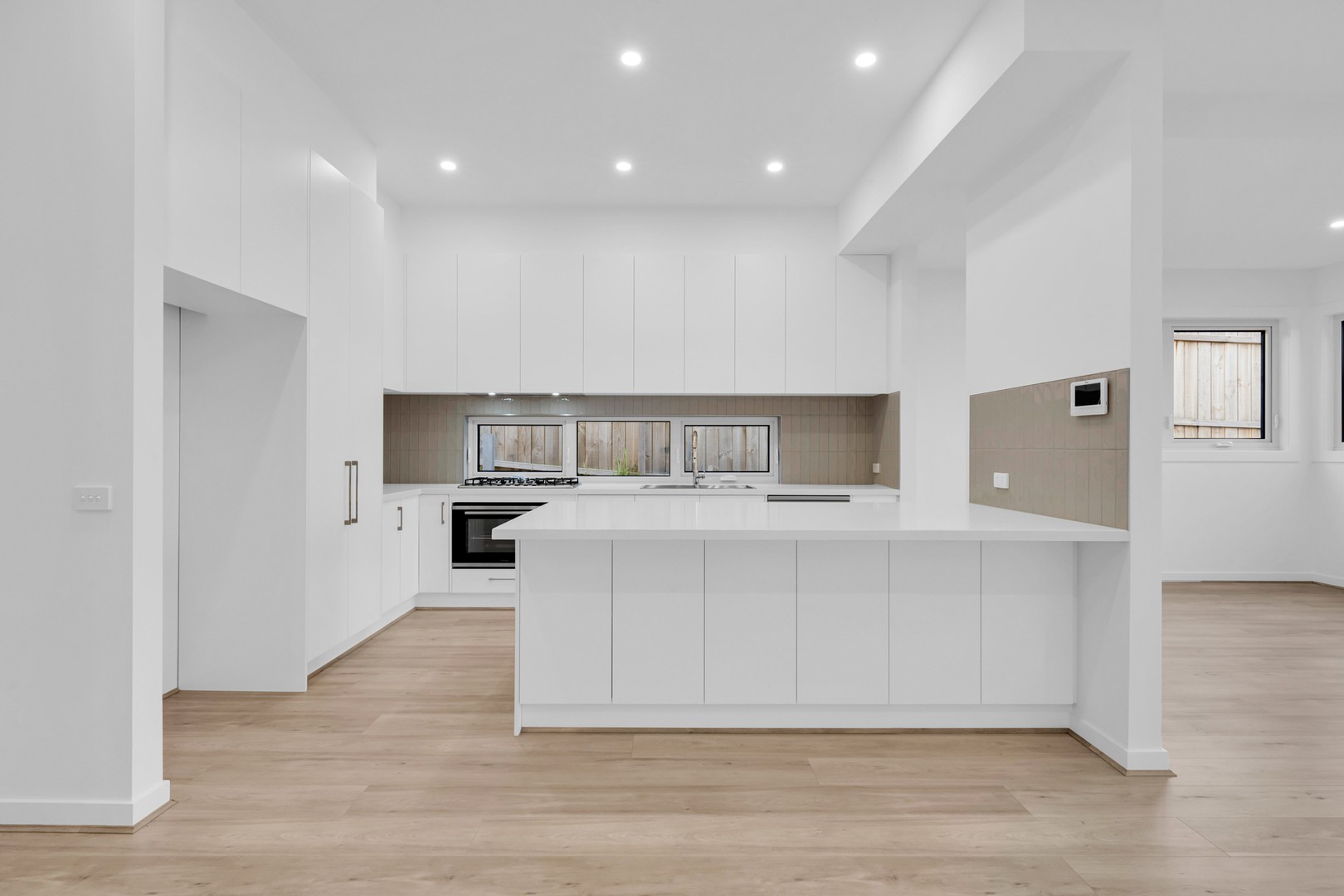 3 Sparks Avenue, Burwood, VIC 3125, Burwood - Thumbnail 4
