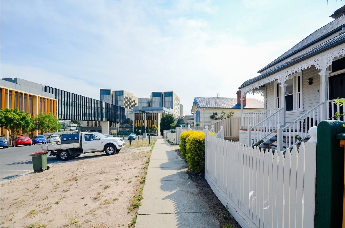 3 Stewart Street, North Bendigo, VIC 3550 - Thumbnail 1 - 20/04/2023