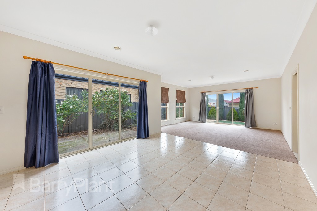 3 Strutt PlaceCaroline Springs, VIC 3023  - Leased, Caroline Springs - Thumbnail 5