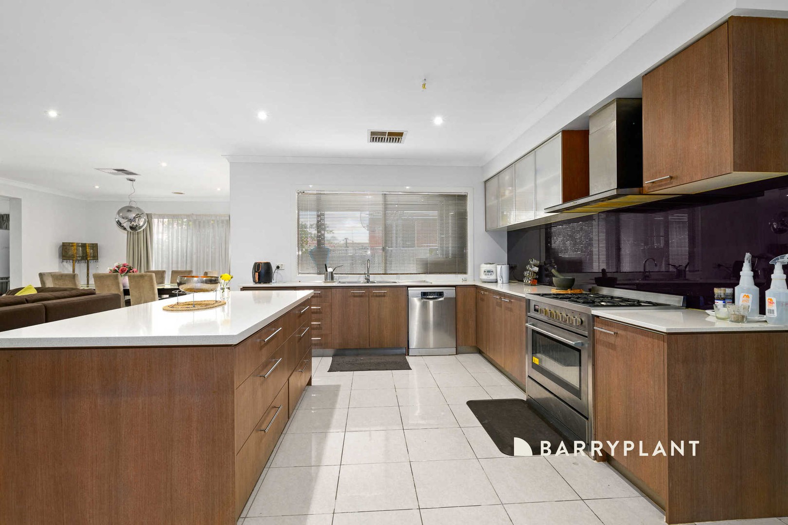 3 Sunburst Court, Narre Warren, VIC 3805, Narre Warren - Thumbnail 2