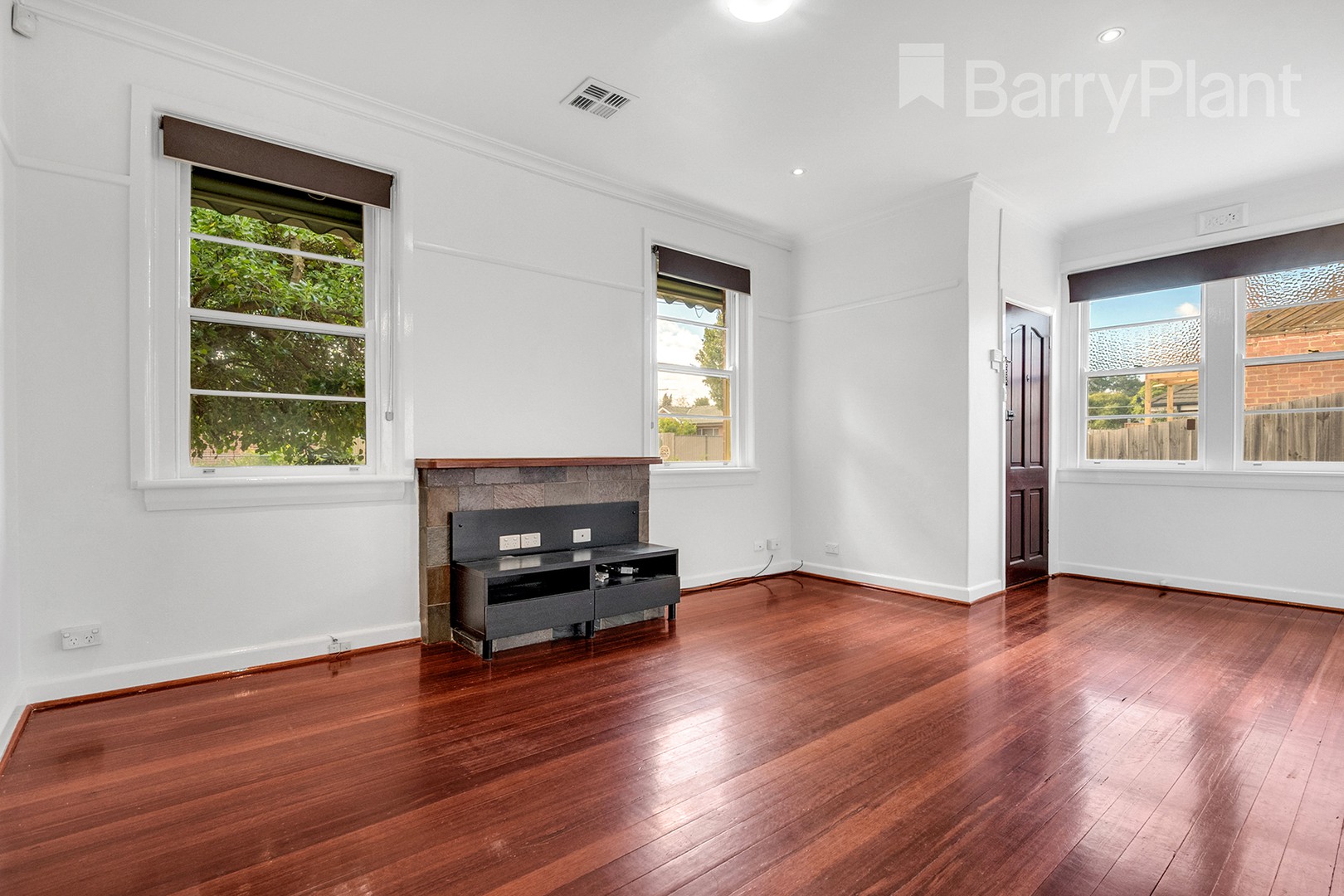 3 Taylor Avenue, Reservoir, VIC 3073, Reservoir - Thumbnail 2