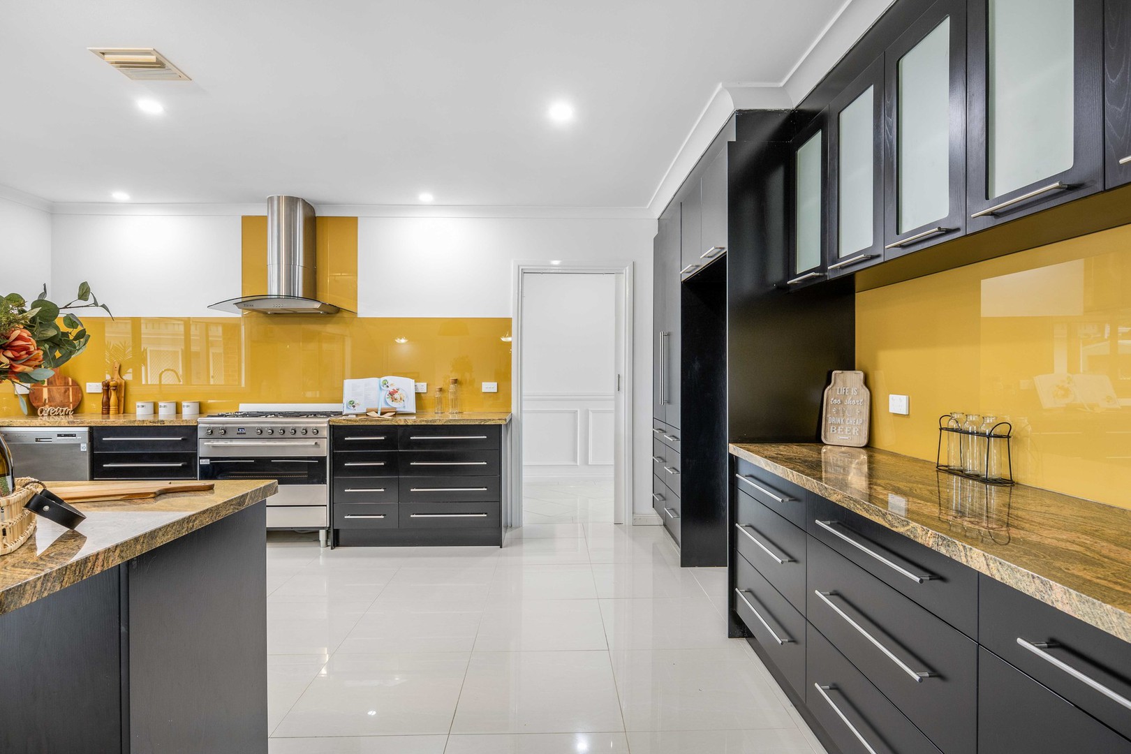 3 Telopea Place, Hillside, VIC 3037, Hillside - Thumbnail 8