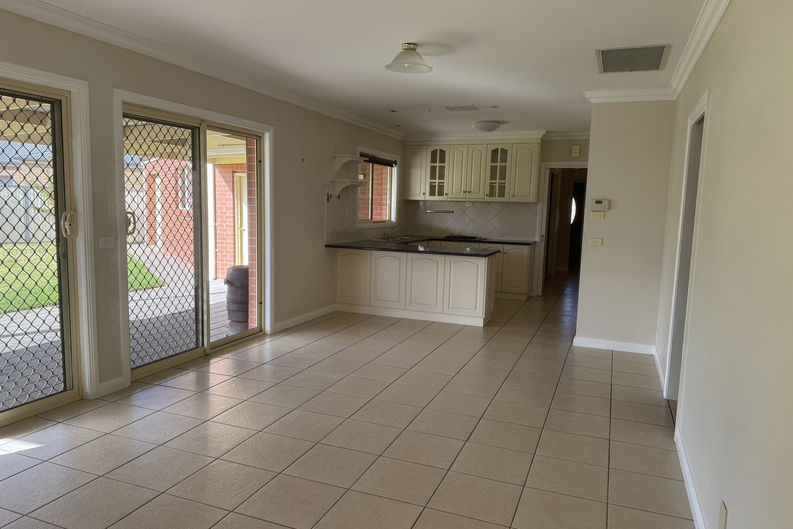 3 Thames Place, Mildura, VIC 3500, Mildura - Thumbnail 3