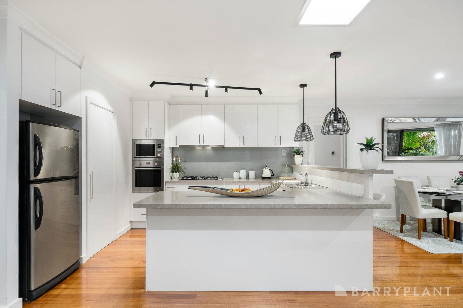 3 Tiverton Circuit, Mooroolbark, VIC 3138 - Thumbnail 2 - 21/05/2026