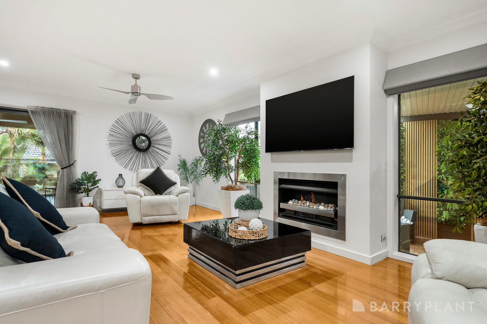 3 Tiverton Circuit, Mooroolbark, VIC 3138, Mooroolbark - Thumbnail 7