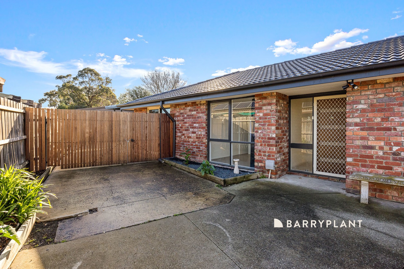 3 Upton Crescent, Narre Warren, VIC 3805 - Thumbnail 1 - 12/06/2025