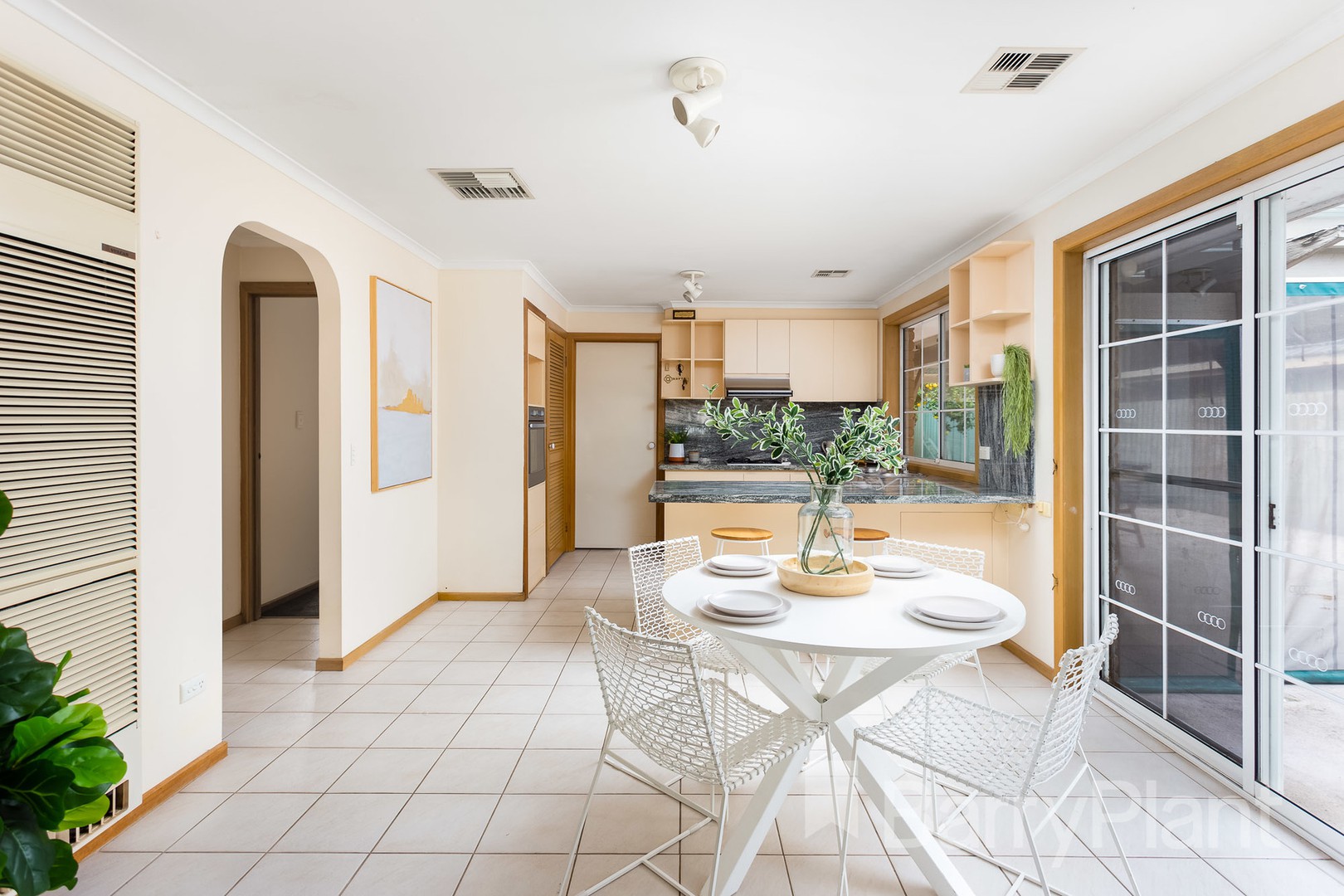 3 Valente Street, Altona Meadows, VIC 3028, Altona Meadows - Thumbnail 5