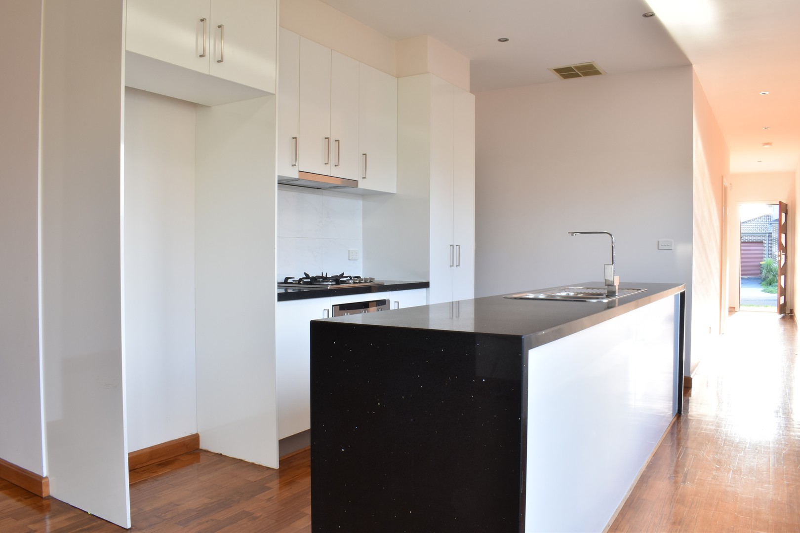 3 Vasey Avenue, Lalor, VIC 3075 - Thumbnail 2 - 18/08/2022