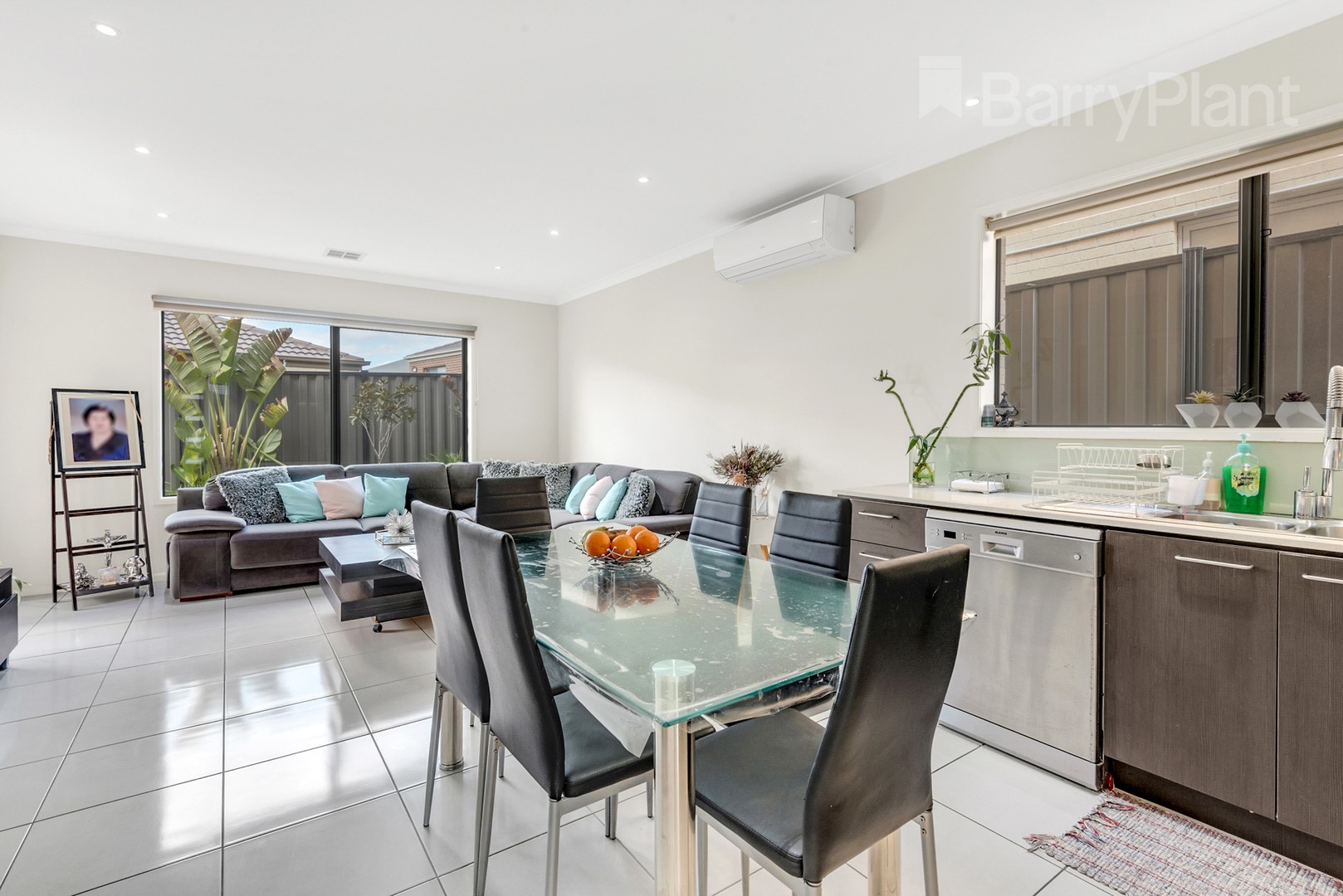 3 Versant Drive, Craigieburn, VIC 3064, Craigieburn - Thumbnail 5