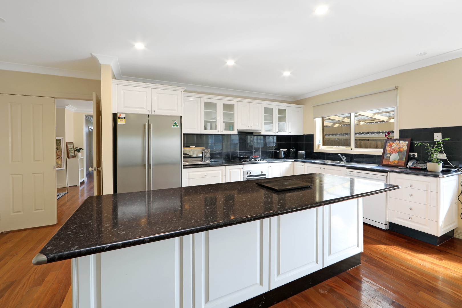 3 Vue Court, Rowville, VIC 3178, Rowville - Thumbnail 2