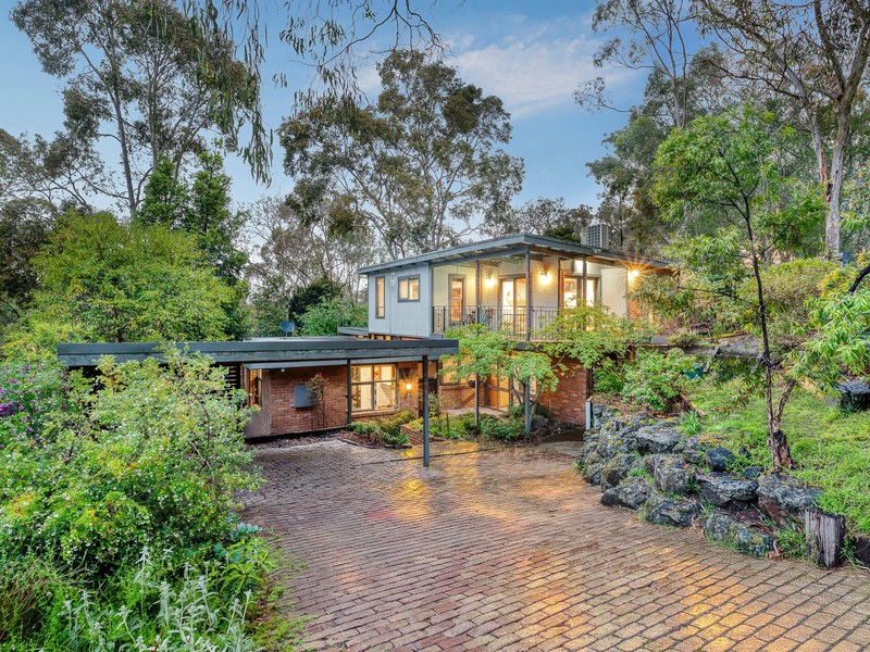 3 Wakefield Close, Eltham North, VIC 3095 - Image - 06/11/2025