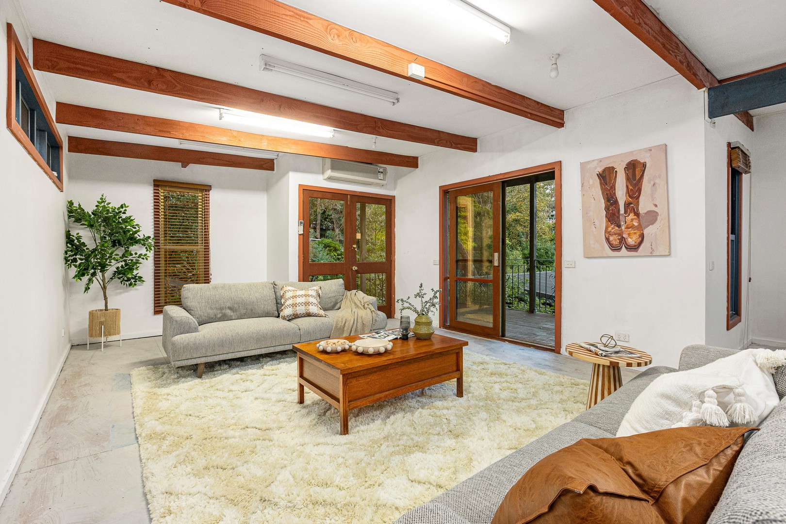 3 Wakefield Close, Eltham North, VIC 3095 - Thumbnail 2 - 06/11/2025