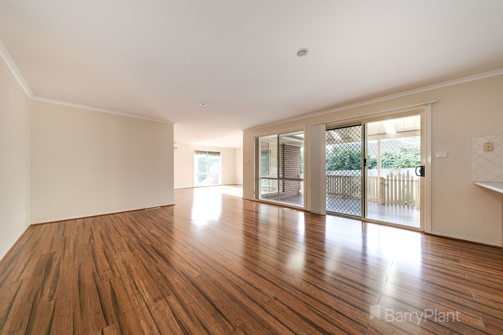 3 Wallace Crescent, Drouin, VIC 3818, Drouin - Thumbnail 3
