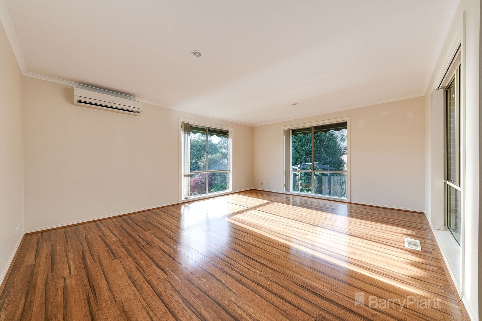 3 Wallace Crescent, Drouin, VIC 3818, Drouin - Thumbnail 4