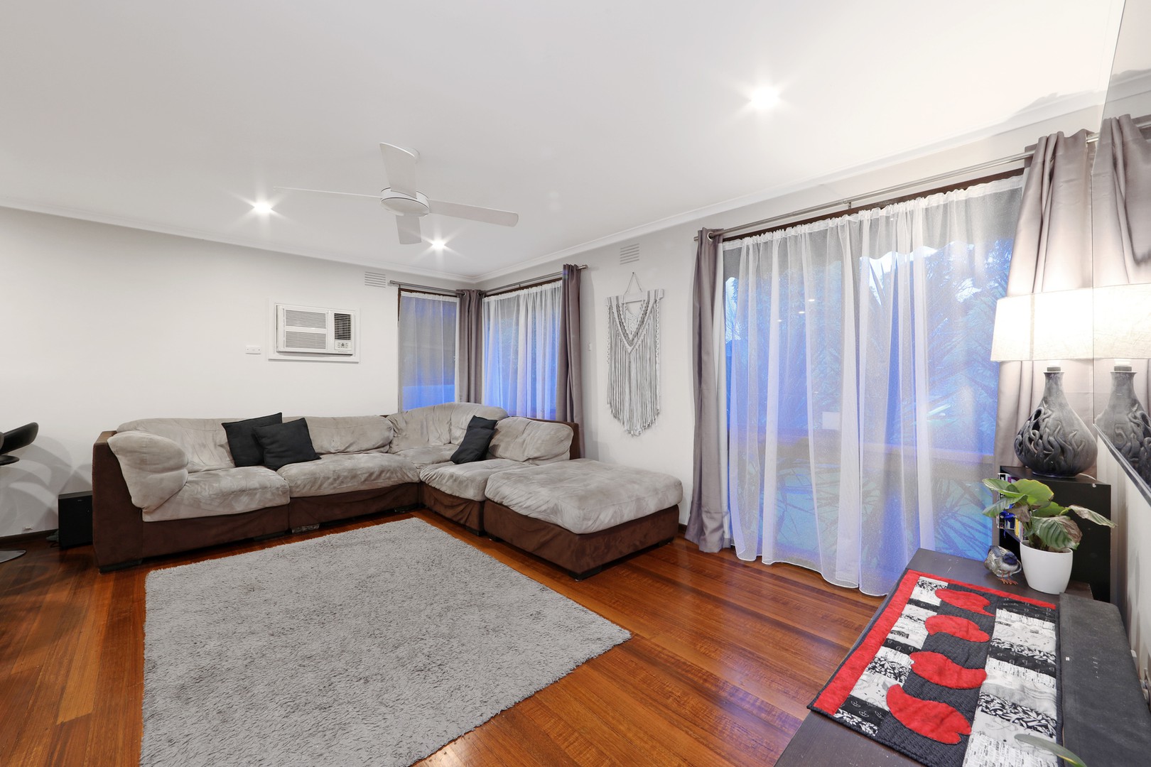 3 Wartook Way, Rowville, VIC 3178, Rowville - Thumbnail 2