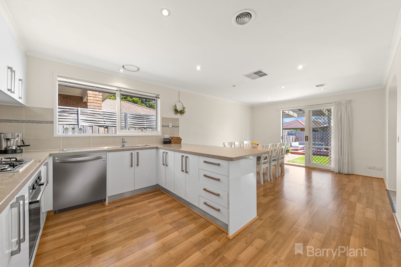3 Wesley Drive, Narre Warren, VIC 3805, Narre Warren - Thumbnail 4