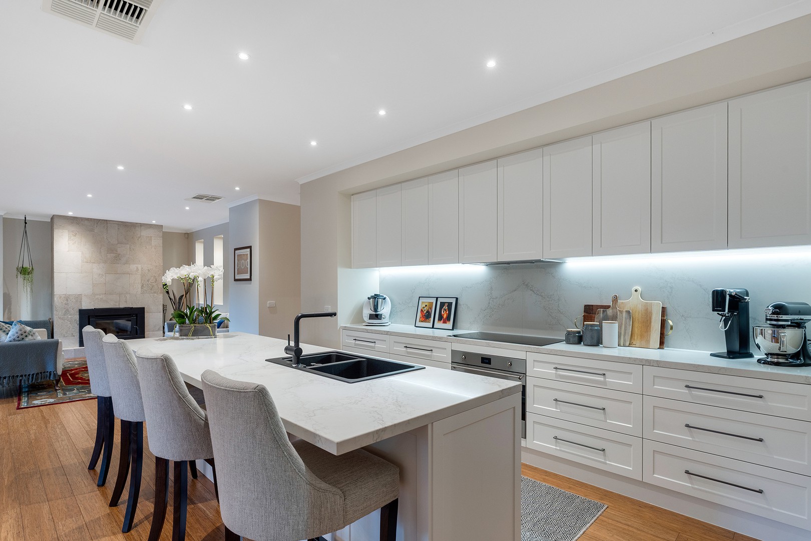 3 Whitby Place, Craigieburn, VIC 3064, Craigieburn - Thumbnail 5
