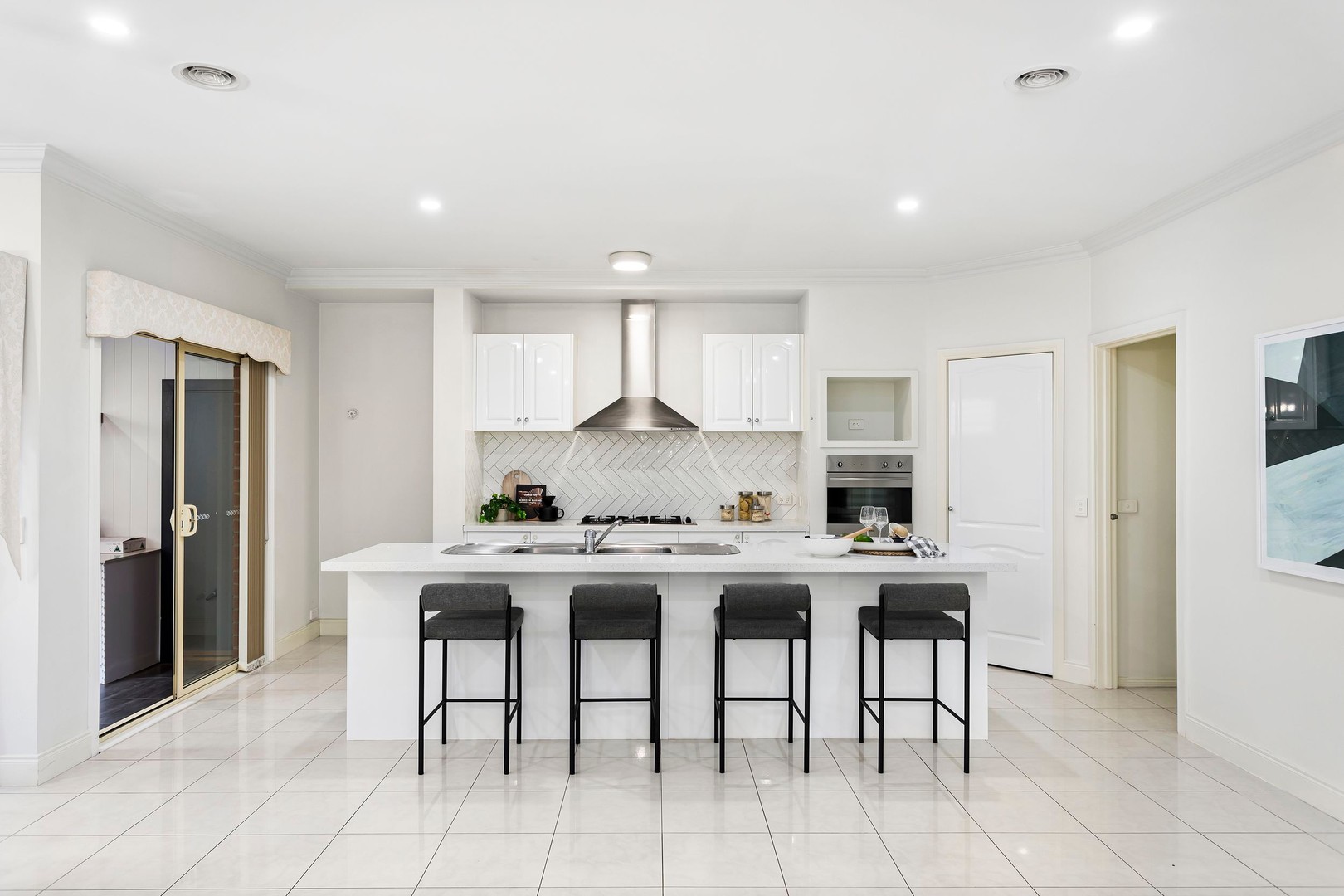 3 Willowbank Way, Attwood, VIC 3049, Attwood - Thumbnail 5