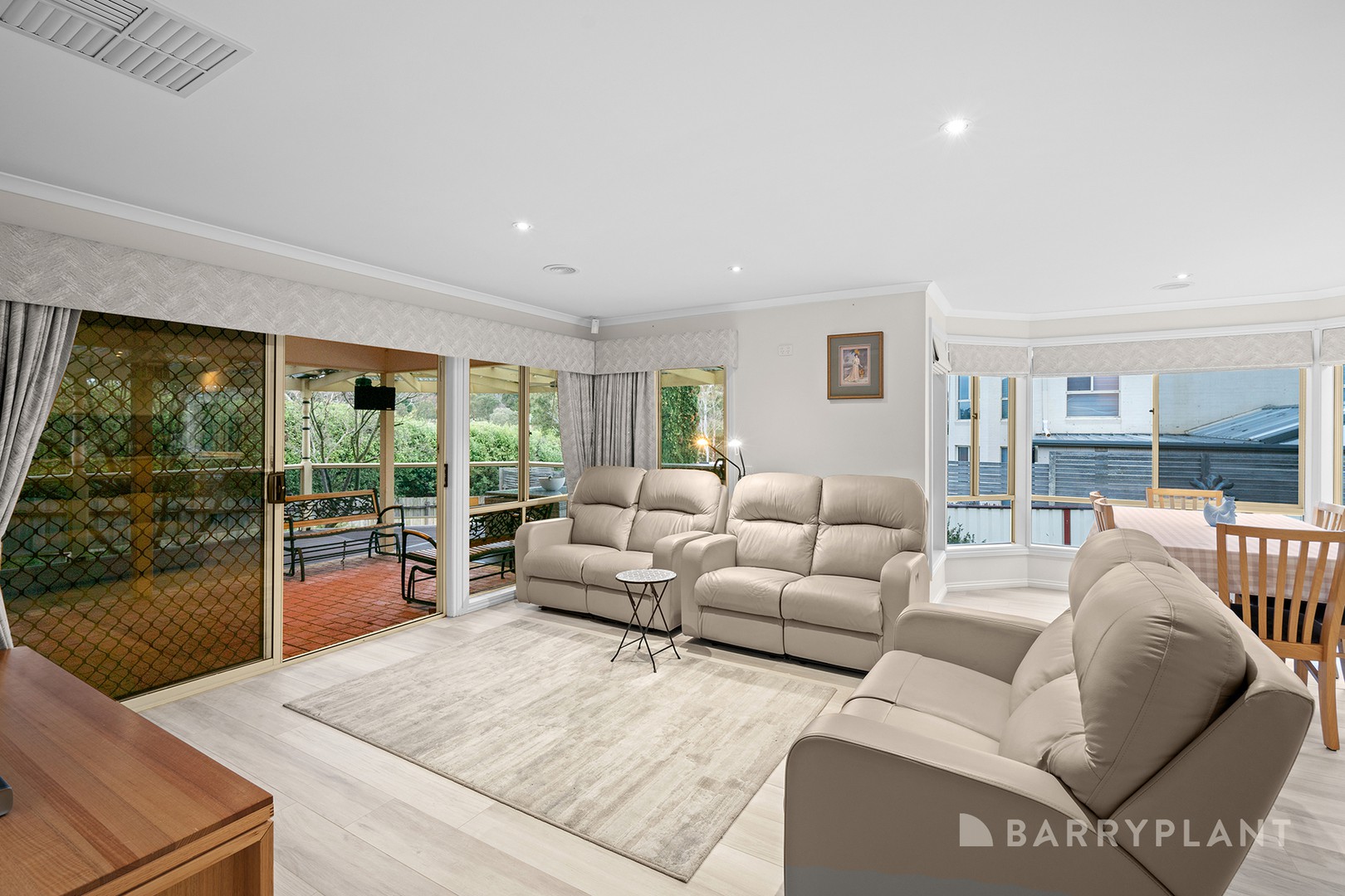 3 Wiltshire Place, Chirnside Park, VIC 3116, Chirnside Park - Thumbnail 3