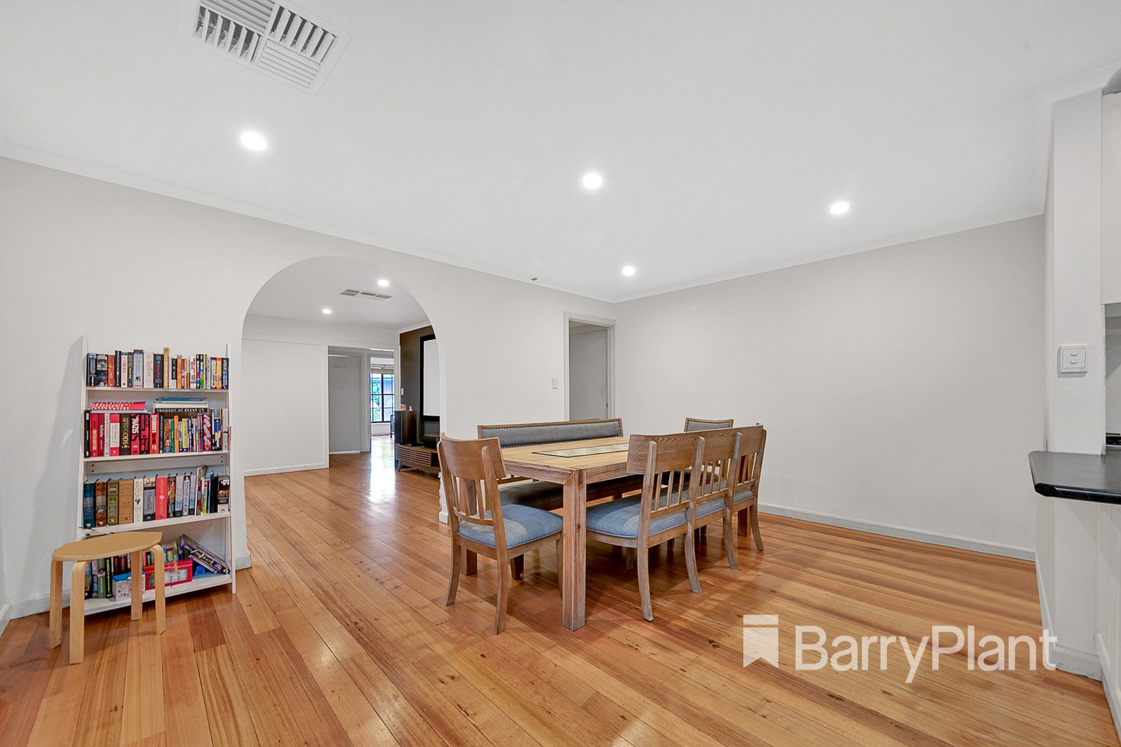 3 Wodalla Court, Mill Park, VIC 3082, Mill Park - Thumbnail 4