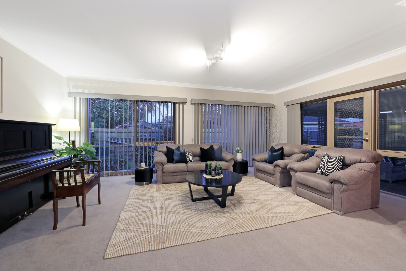 3 Wyangala Court, Lysterfield, VIC 3156, Lysterfield - Thumbnail 2