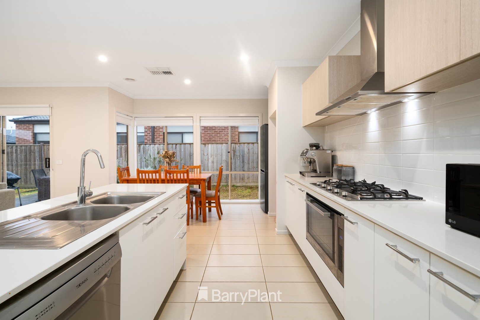 3 Yellow Gum Way, Mount Duneed, VIC 3217, Mount Duneed - Thumbnail 3